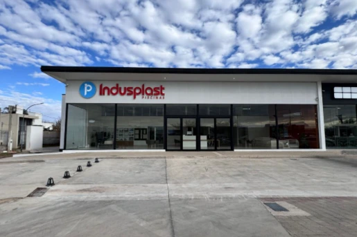 Indusplast Piscinas inaugurará un local insignia en Córdoba Capital