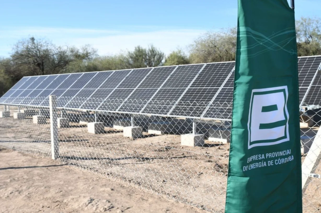 El plan de EPEC contempla cuatro parques solares propios en construcción