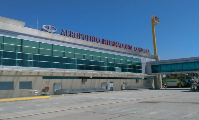 La ubicación geográfica del aeropuerto de Córdoba le permite posicionarse como un polo de desarrollo regional