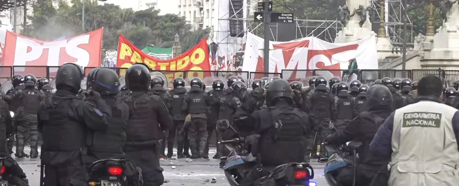 El operativo.
