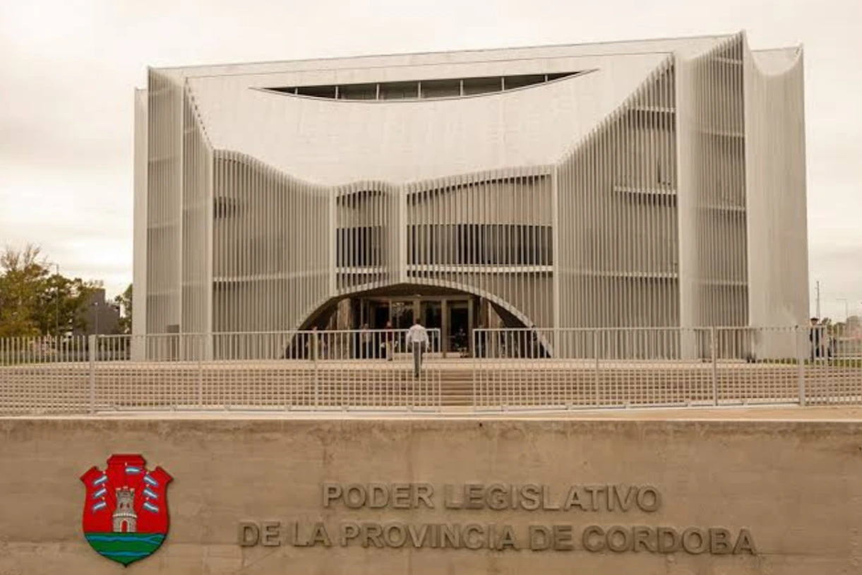 La disputa política paraliza las sesiones ordinarias en la Unicameral de Córdoba
