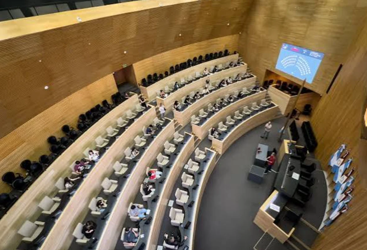 Las distintas bancadas parlamentarias buscarán afianzar un esquema de trabajo conjunto que evite nuevas interrupciones
