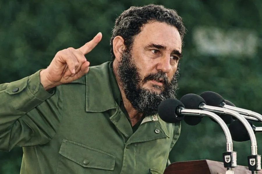 The various leftist organizations gathered to name the school classrooms after several communist dictators and terrorists