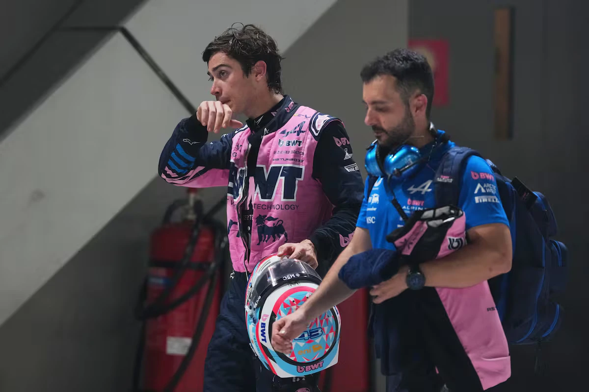Franco Colapinto explicó el problema técnico que lo dejó afuera de la Sprint en Singapur
