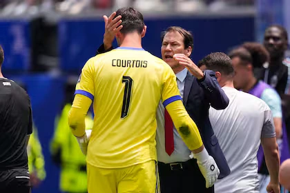 Courtois pidió a Mark Van Bommel no jugar la Nations League