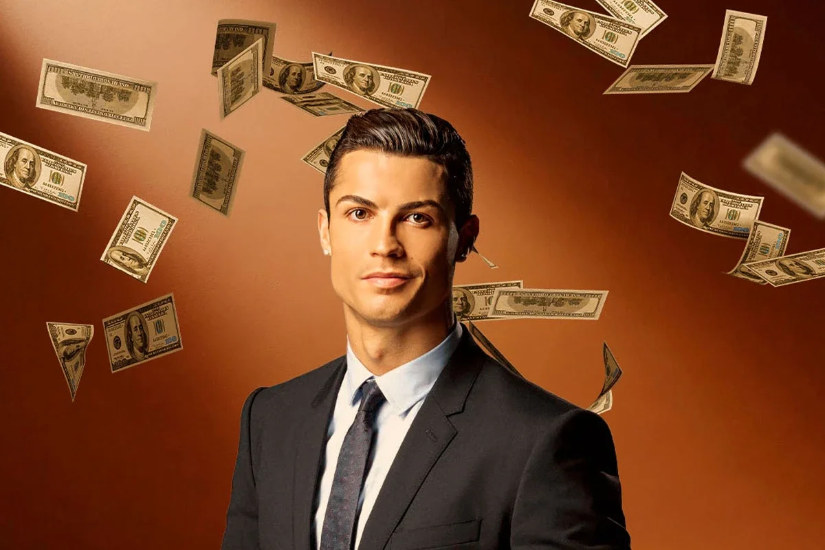 1. Cristiano Ronaldo (Portugal): US$ 300 millones.
