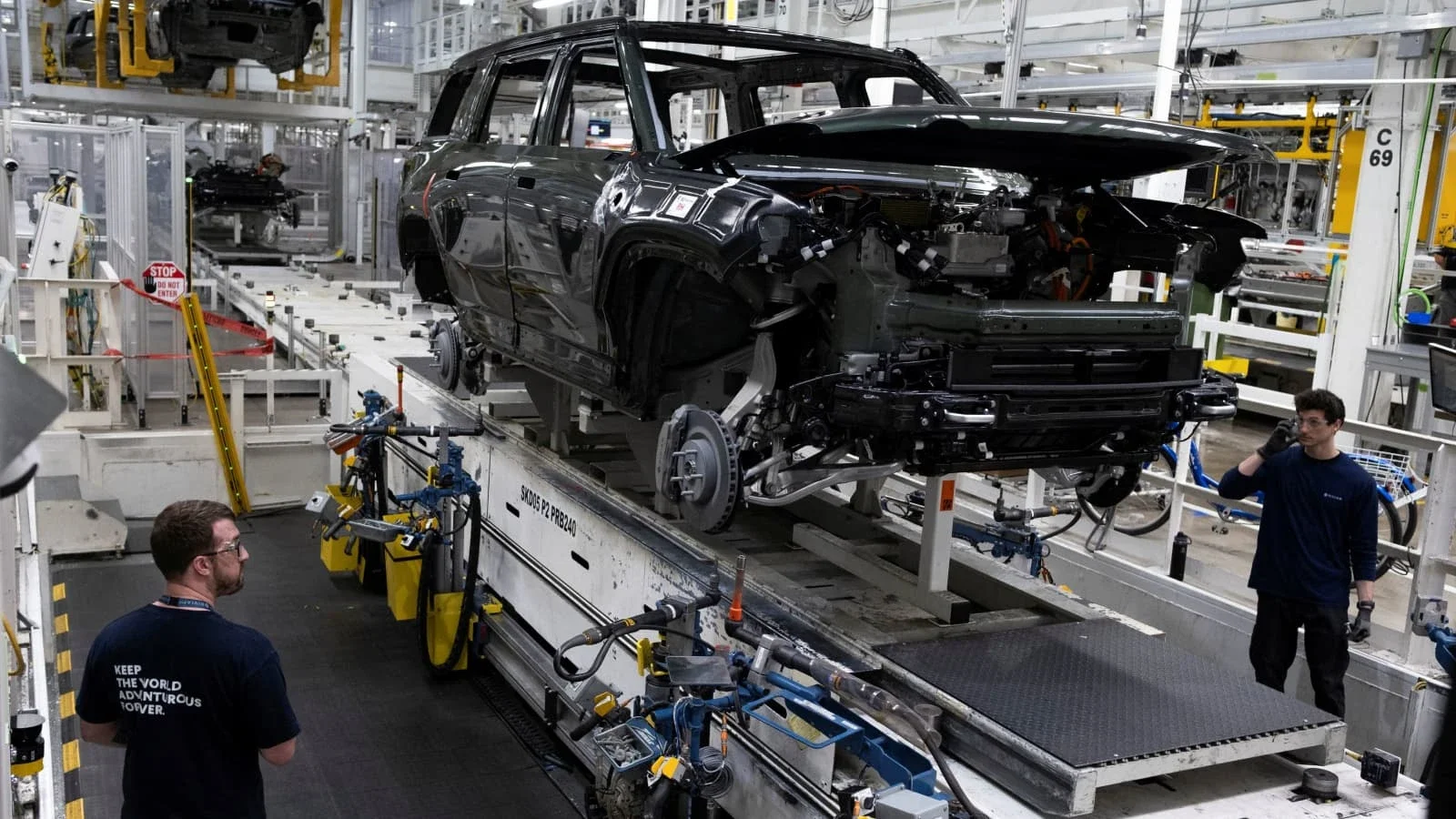 One of the American industries most affected by the agreement was the automotive industry, which has moved many operations to Mexico