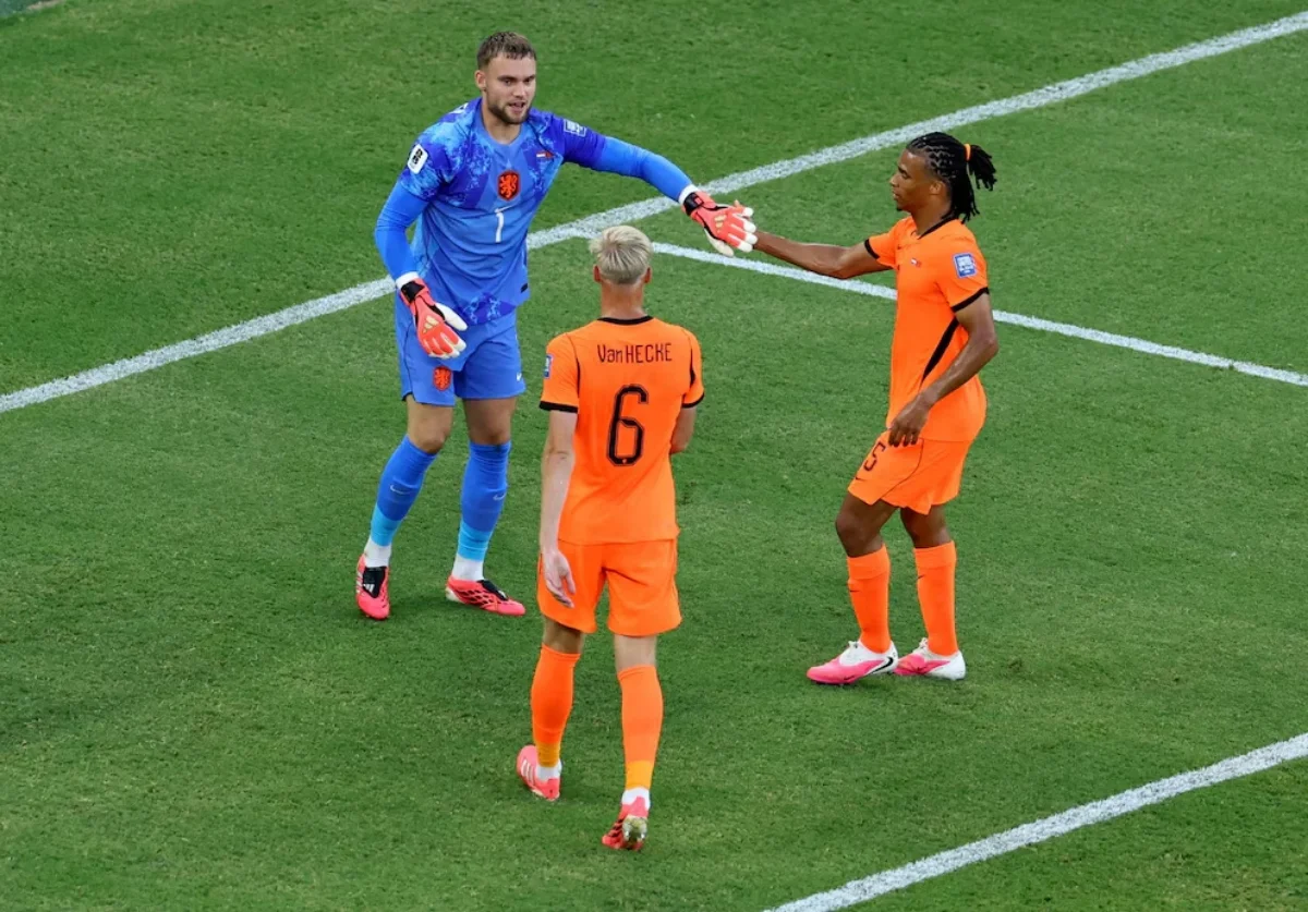 Verbruggen would save the Netherlands twice in the first half