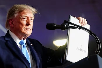 El gobierno de Trump mantiene el combate a organizaciones fraudulentas como una de sus principales prioridades 