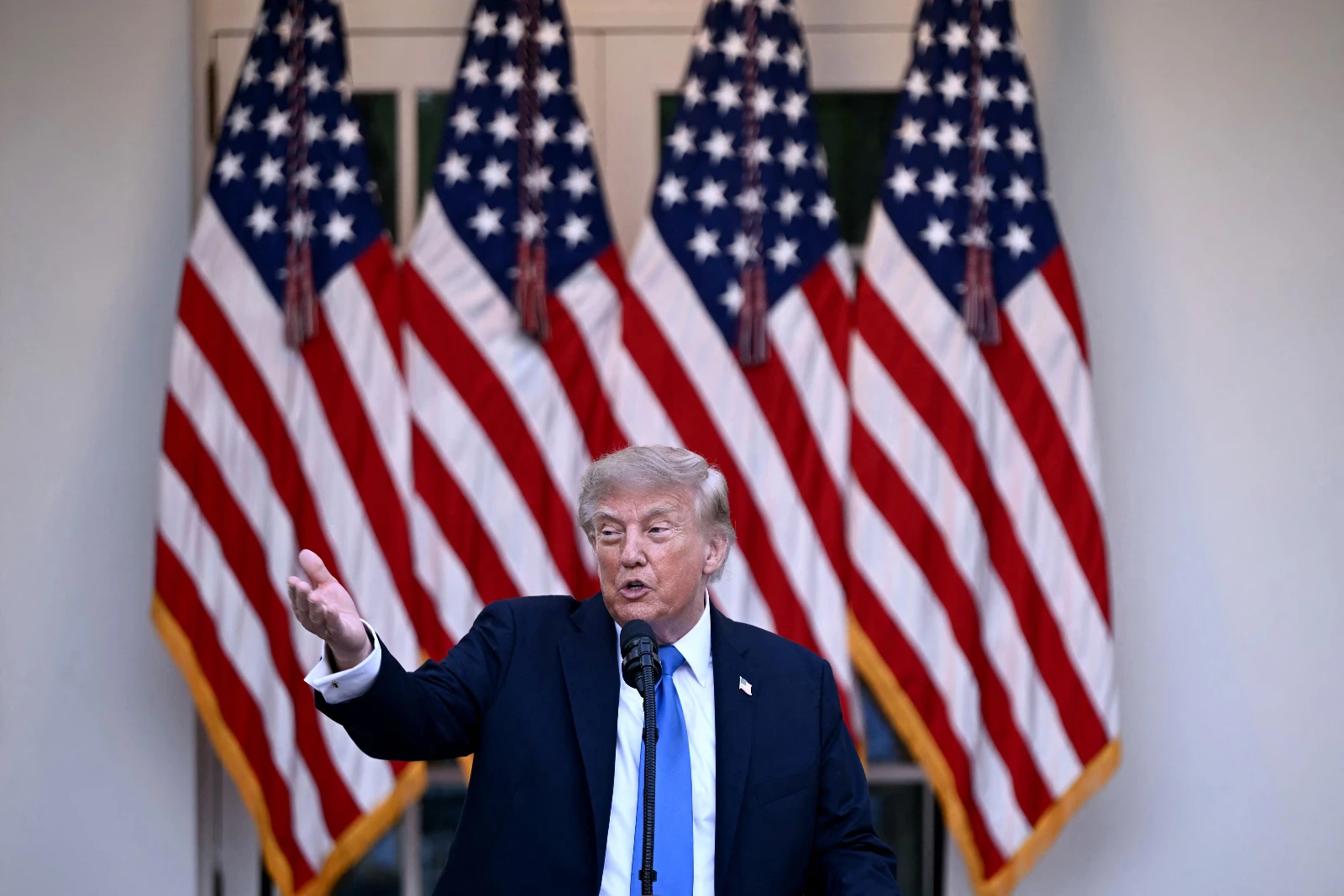 Donald Trump has highlighted the deterioration of the Iranian regime through social media and urged Iranian citizens to rise up against Khamenei's dictatorship