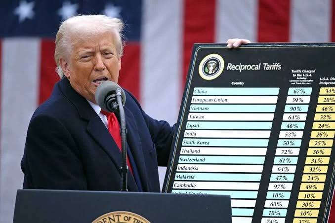 El gobierno de Trump anunció la imposición de aranceles a más de 60 países para combatir el trabajo forzoso y reducir el déficit comerical estadounidense