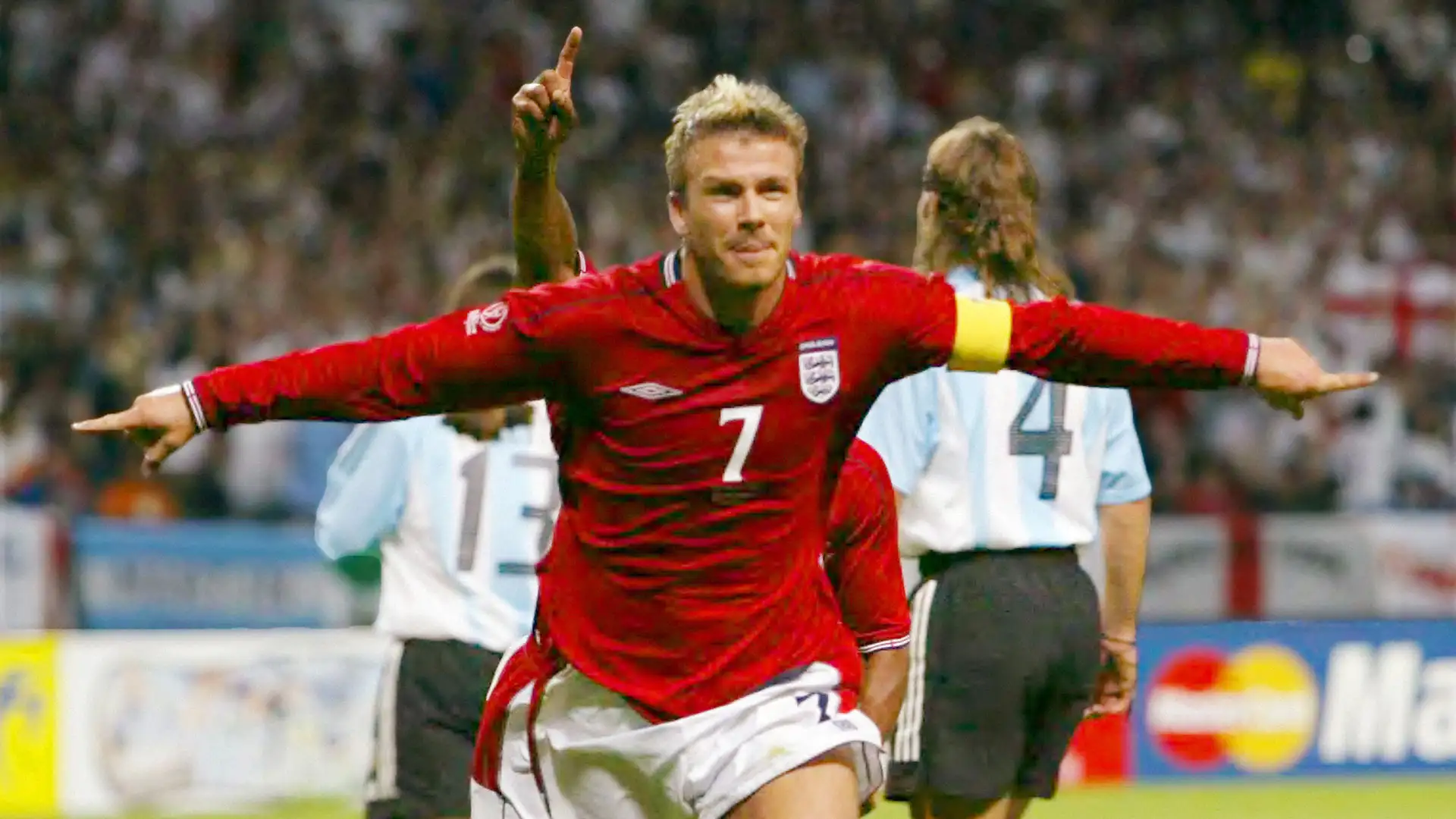 In the last World Cup match, England defeated Argentina 1-0 in the Group Stage of Korea-Japan 2002