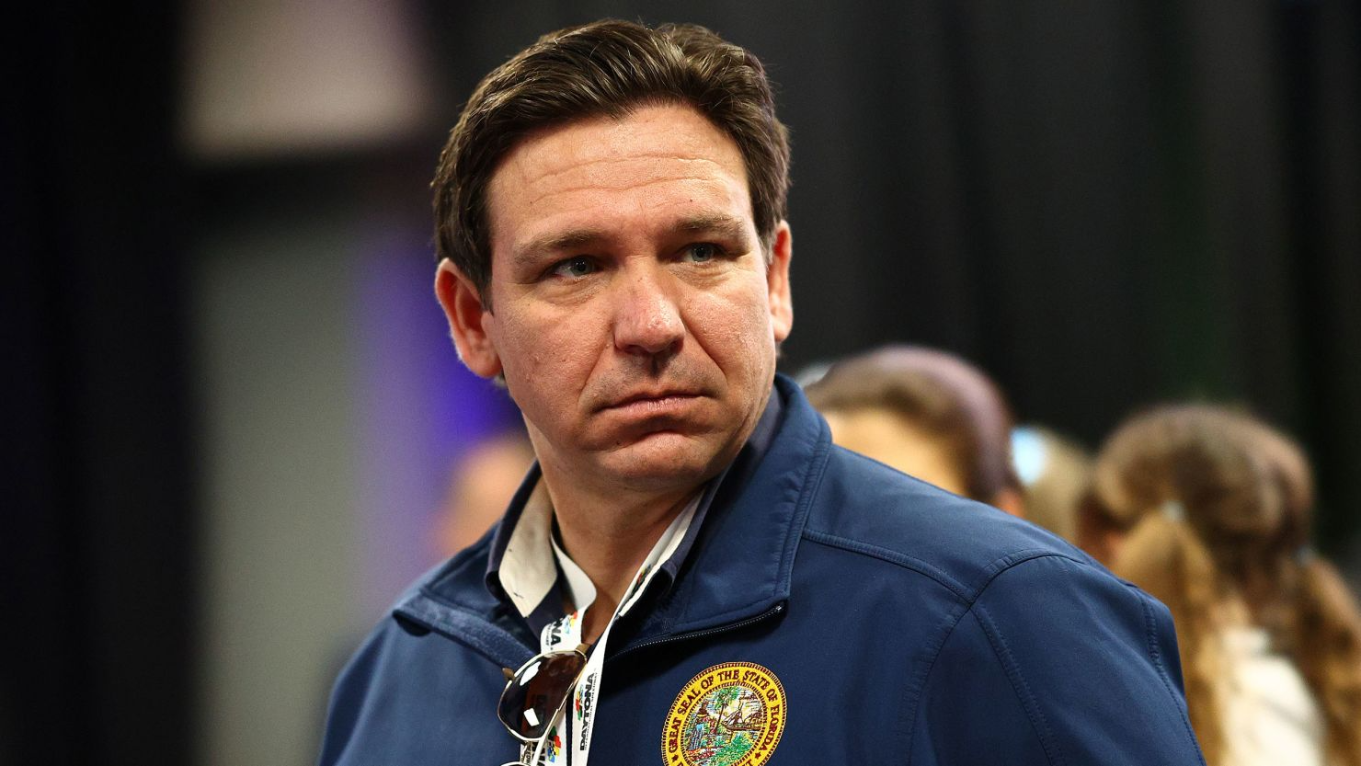 De Santis approved a redrawn map that could give Republicans an important advantage in the electoral arena
