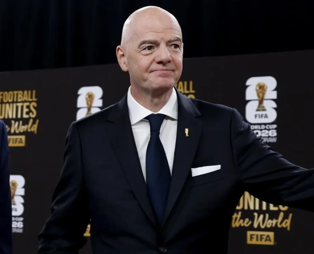 La FIFA cuestionó los ataques contra Infantino