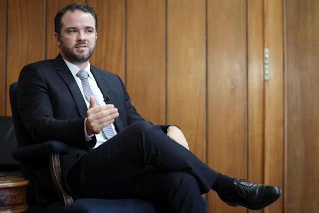 Lula's communist government banned prediction markets in Brazil, arguing that they operate under the betting scheme