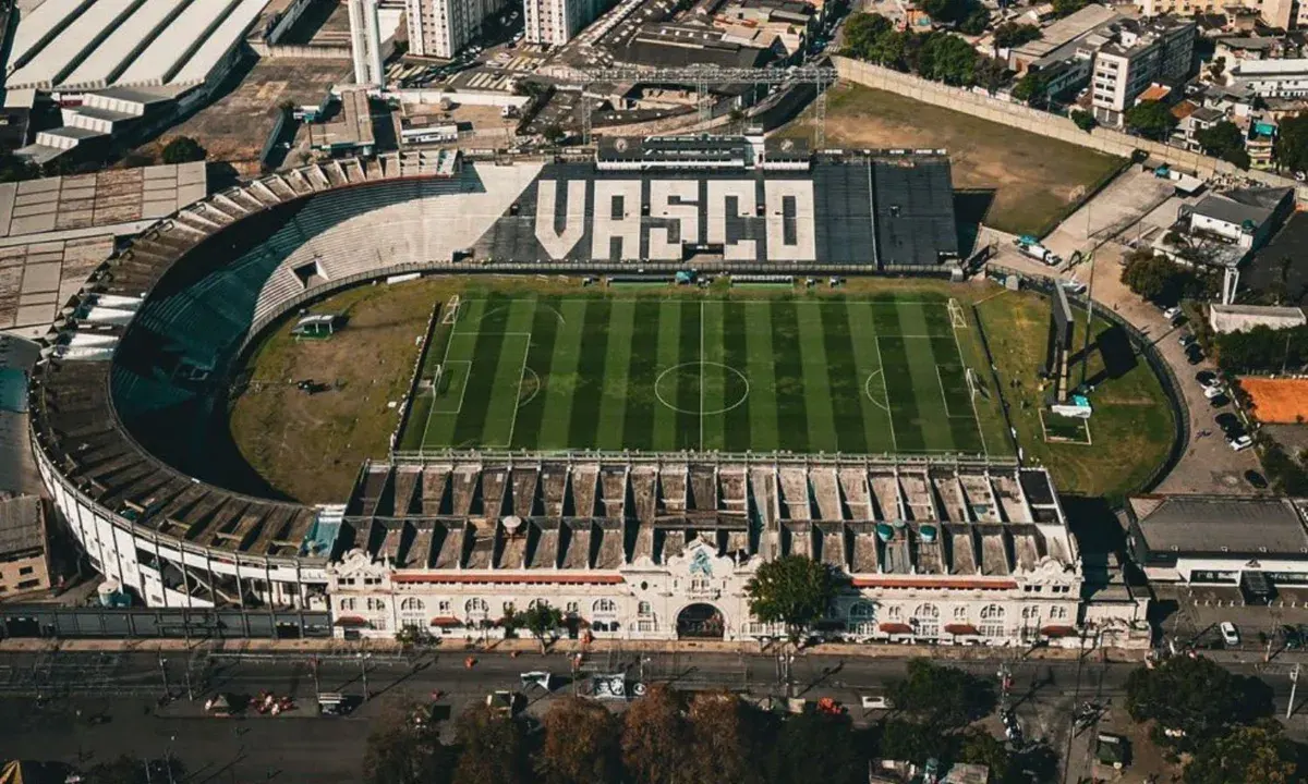 Vasco da Gama no podría jugar en el São Januário por no tener el aforo reglamentario pedido por CONMEBOL