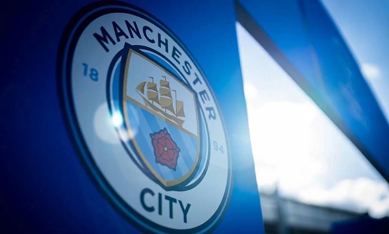 El Manchester City fue encontrado culpable de 115 cargos por irregularidades financieras