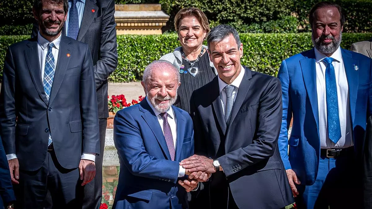 EL presidente Lula da Silva con pedro Sánchez