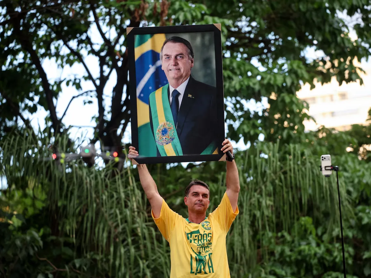 Flavio Bolsonaro.