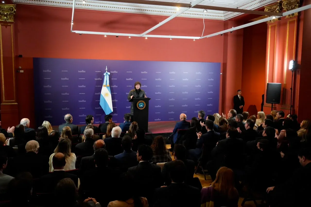 Milei confirmó que avanza una reforma del Banco Central