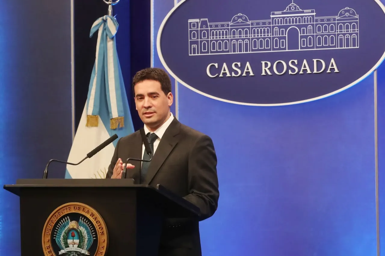El Gobierno anunció un nuevo suplemento salarial para militares con formación académica