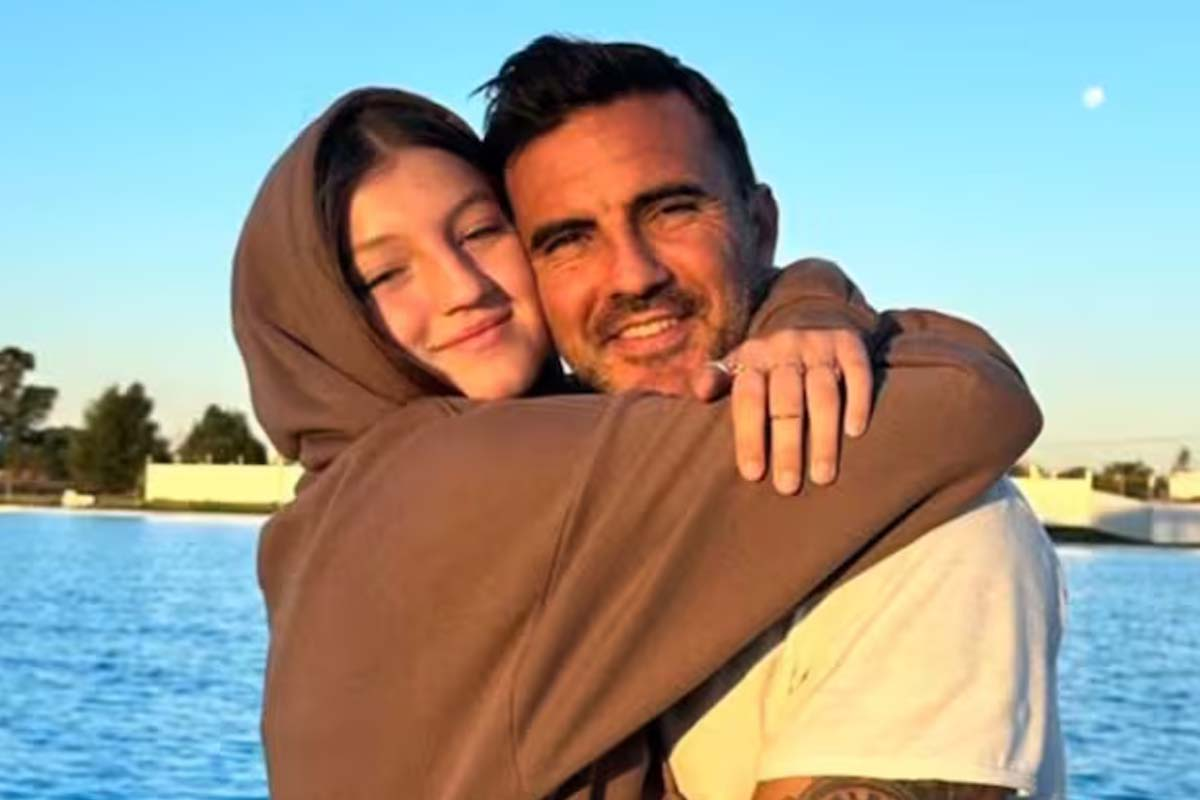 El exfutbolista no toleró que se hiciera público un tema que buscaba mantener en privado