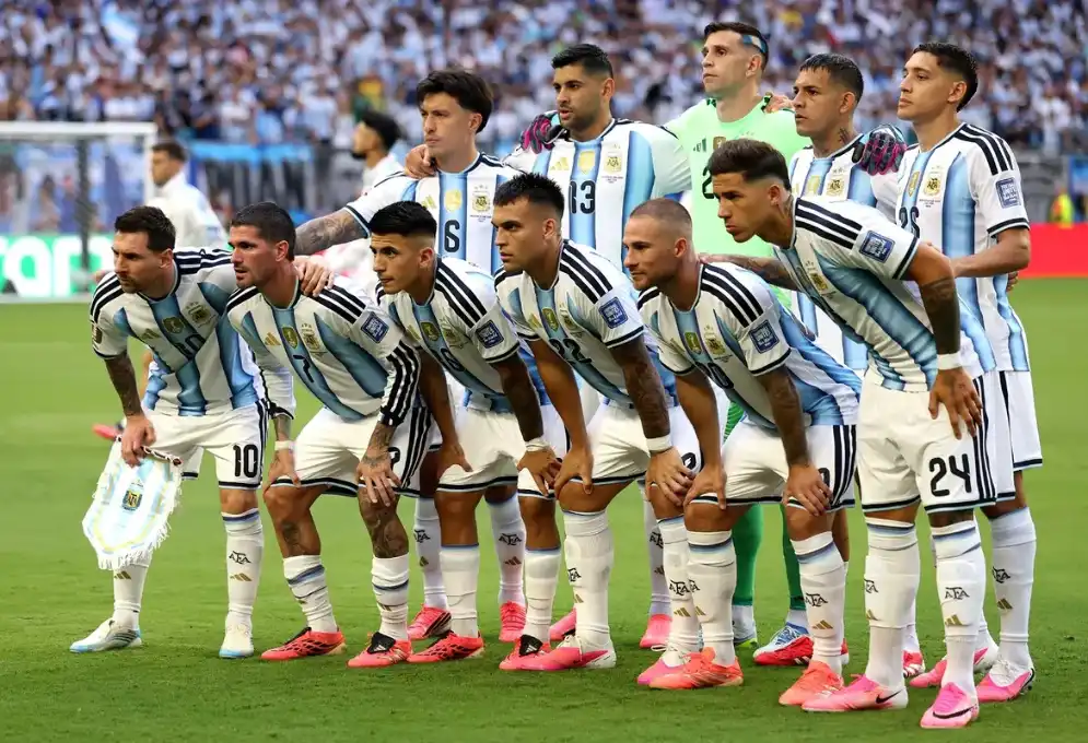 Scaloni destacó el temparamento de la Selección