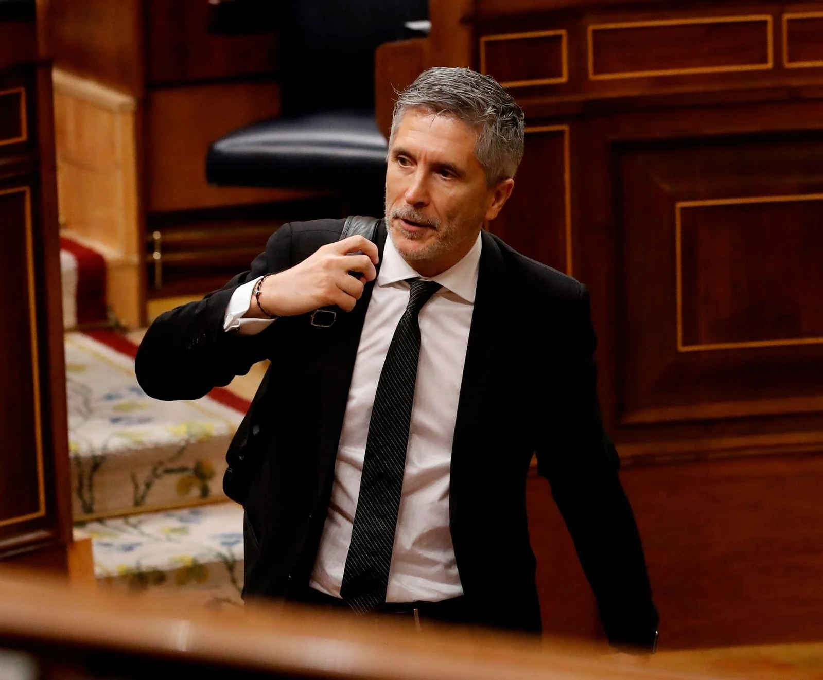 The Minister of the Interior of the communist government assured that the forces will remain on alert for as long as necessary and stated that around 5000 illegal immigrants remain in Ceuta