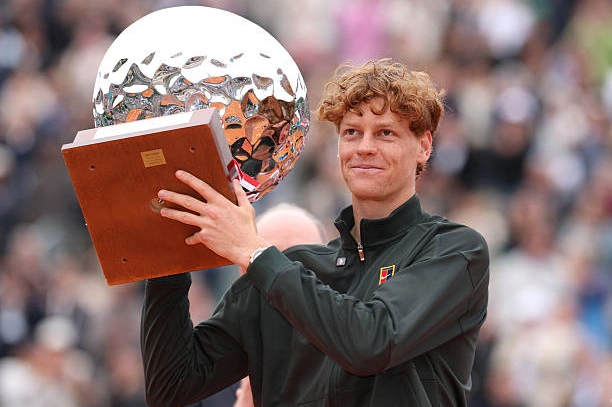 Janik Sinner derrotó a Carlos Alcaraz, se consagró en Montercarlo y recuperó el Top 1 del ranking ATP