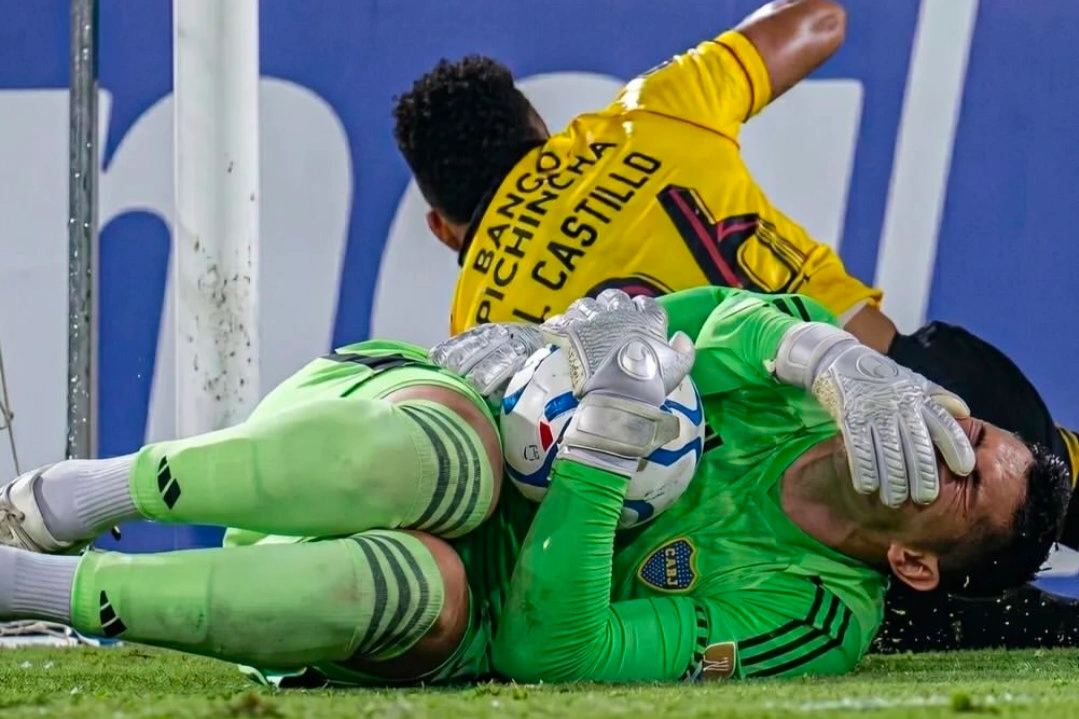 Alivio en Boca: Leandro Brey no se lesionó y podría atajar frente a Huracán