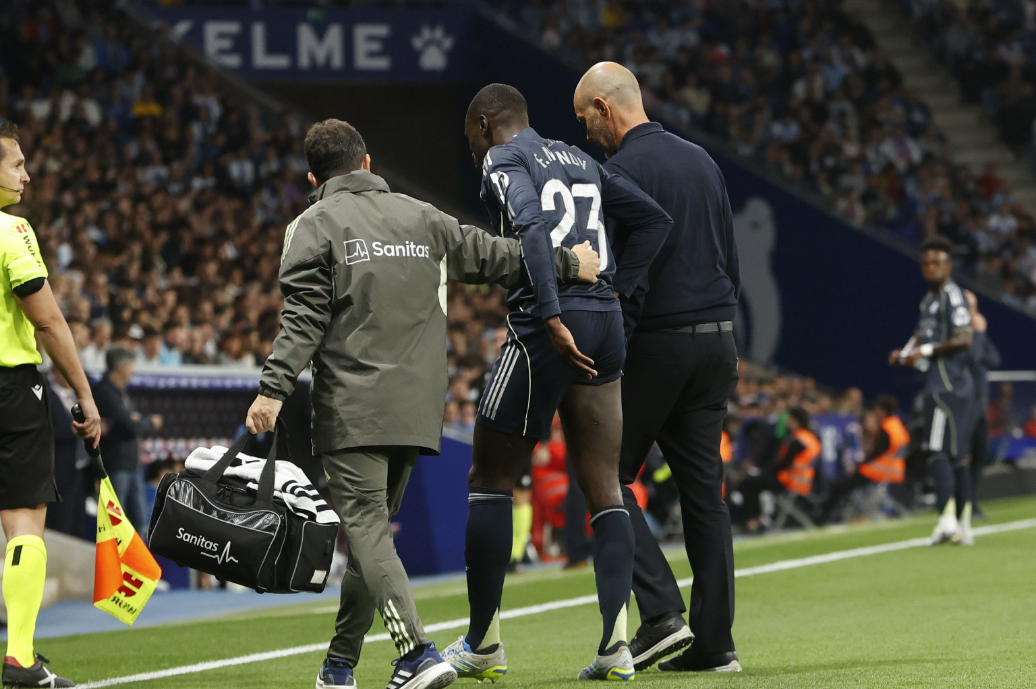 Mendy necesitaría un año de recuperación y no se descata el retiro