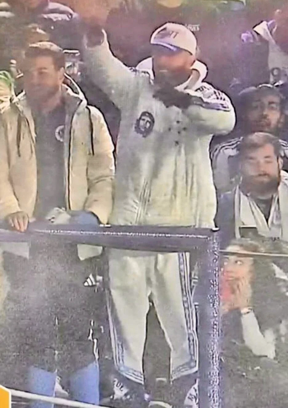 The fan was wearing a Che Guevara jacket.