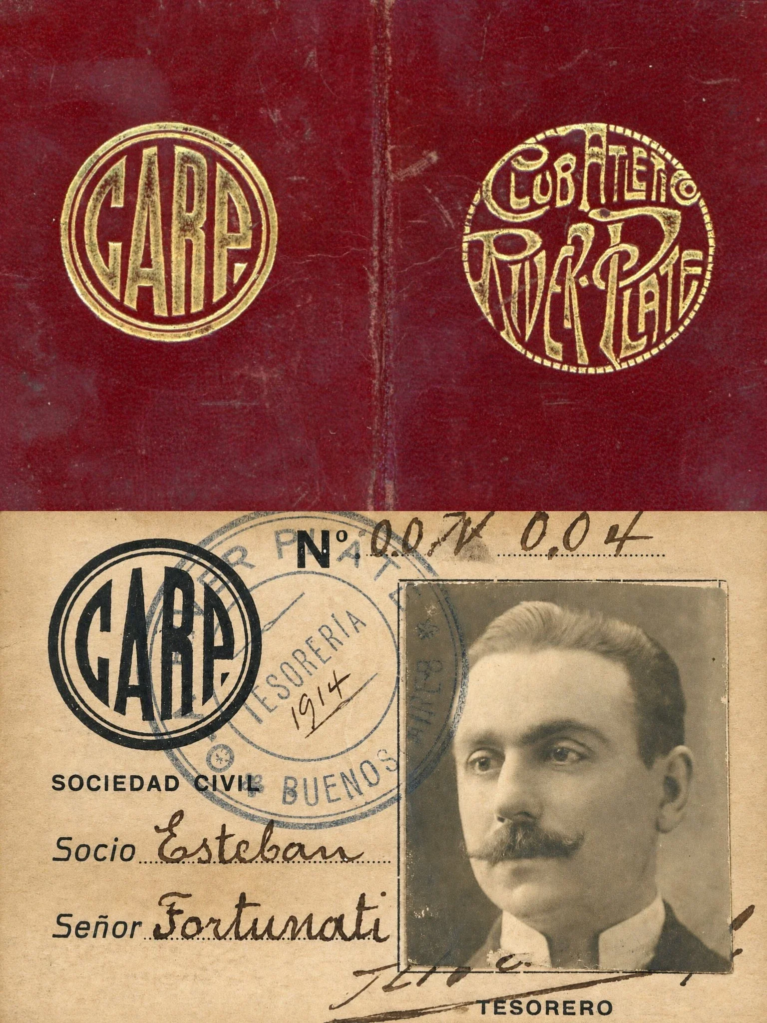 El carnet de Esteban Fortunati, socio número 4 de River