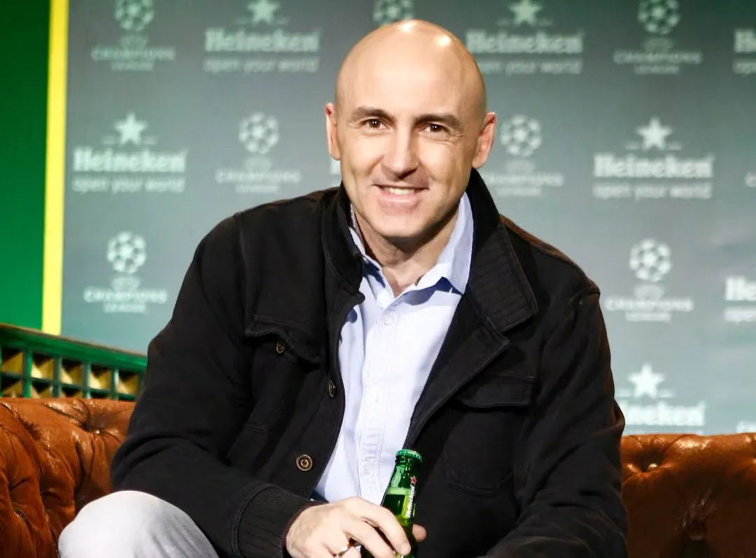 Maldini sees England as the favorite