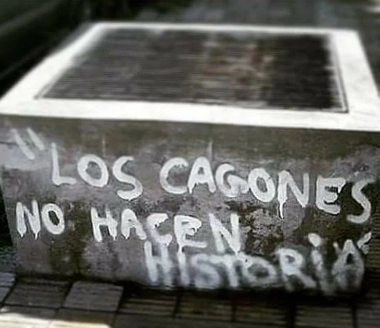 La imagen que puso Coudet en sus estado de WhatsApp y su imagen de perfil