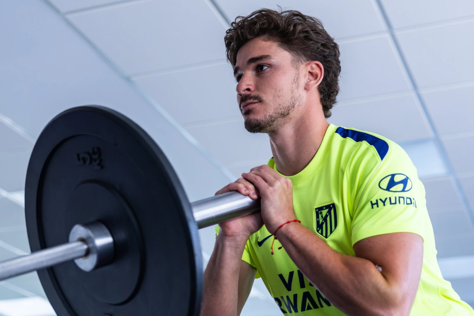 Amid the tension over his future, Julián Álvarez returned to Atlético de Madrid