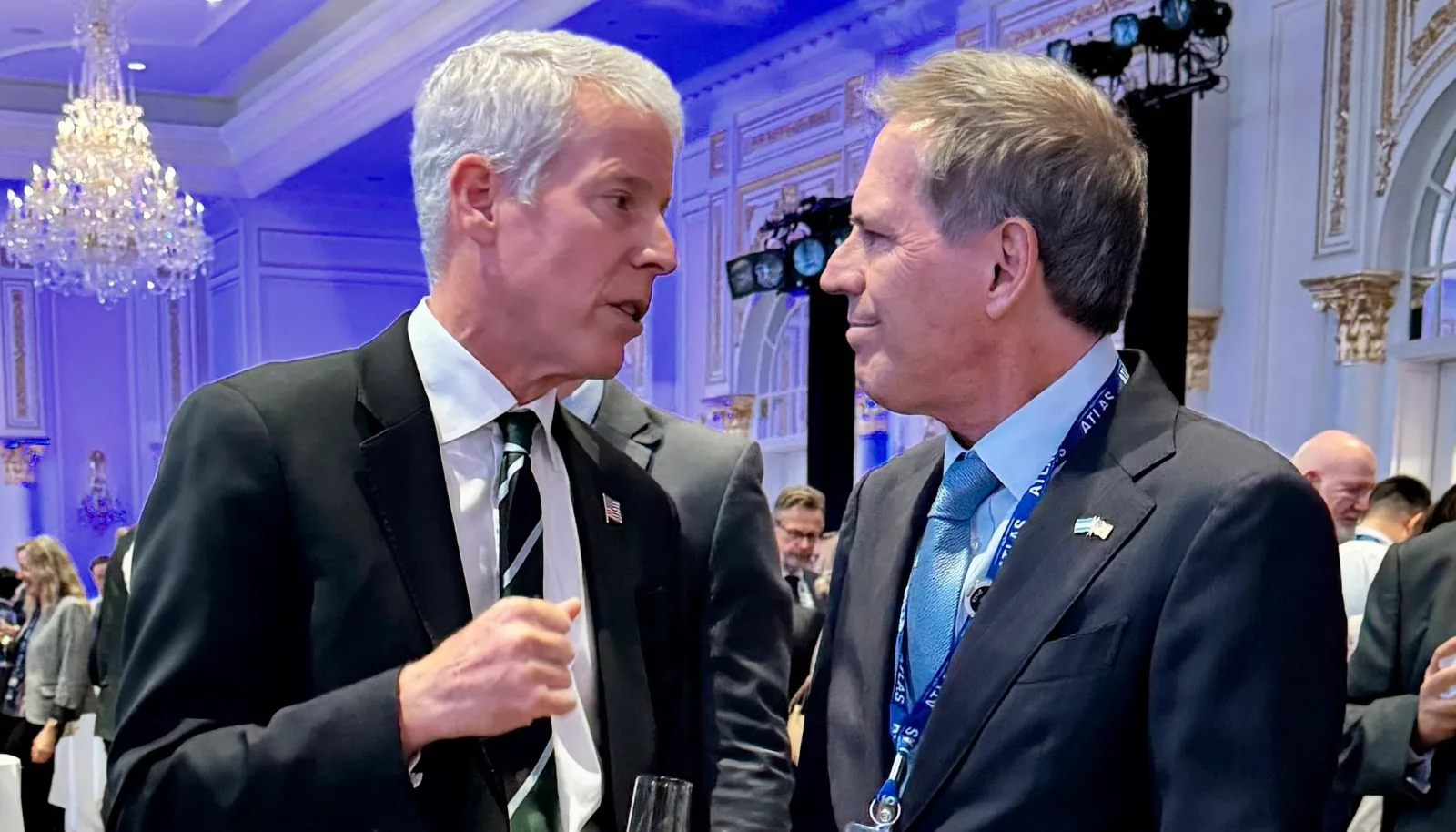 Alec Oxenford alongside Chris Wright, Secretary of Energy of the United States