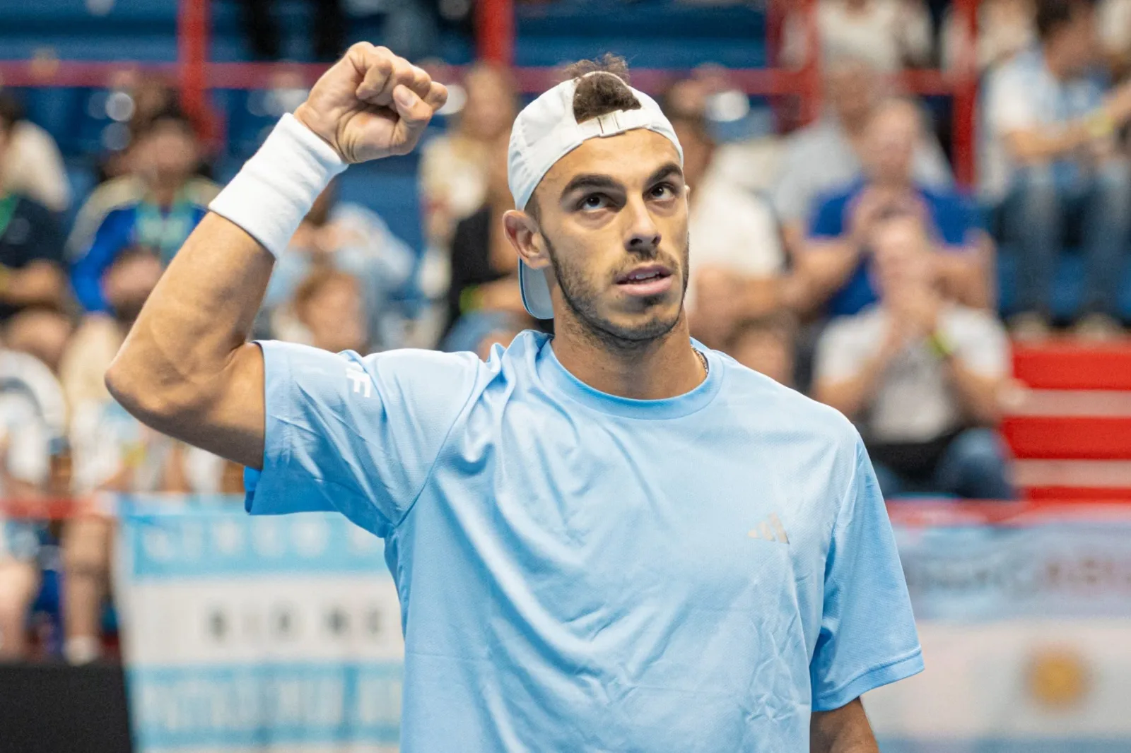 Copa Davis: Francisco Cerúndolo destrozó a Mert Alkaya y le dio la clasificación a Argentina a los Qualifiers 2027