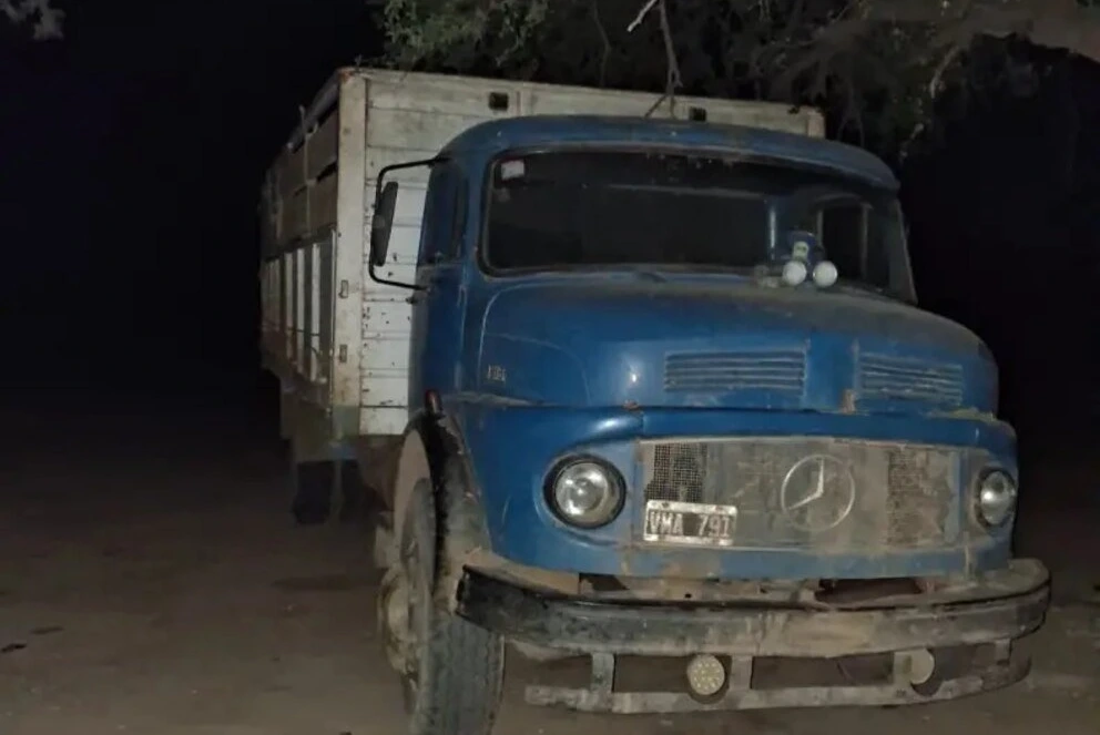 Tragedy in a Chaco field: a young man ran over and killed his father while reversing