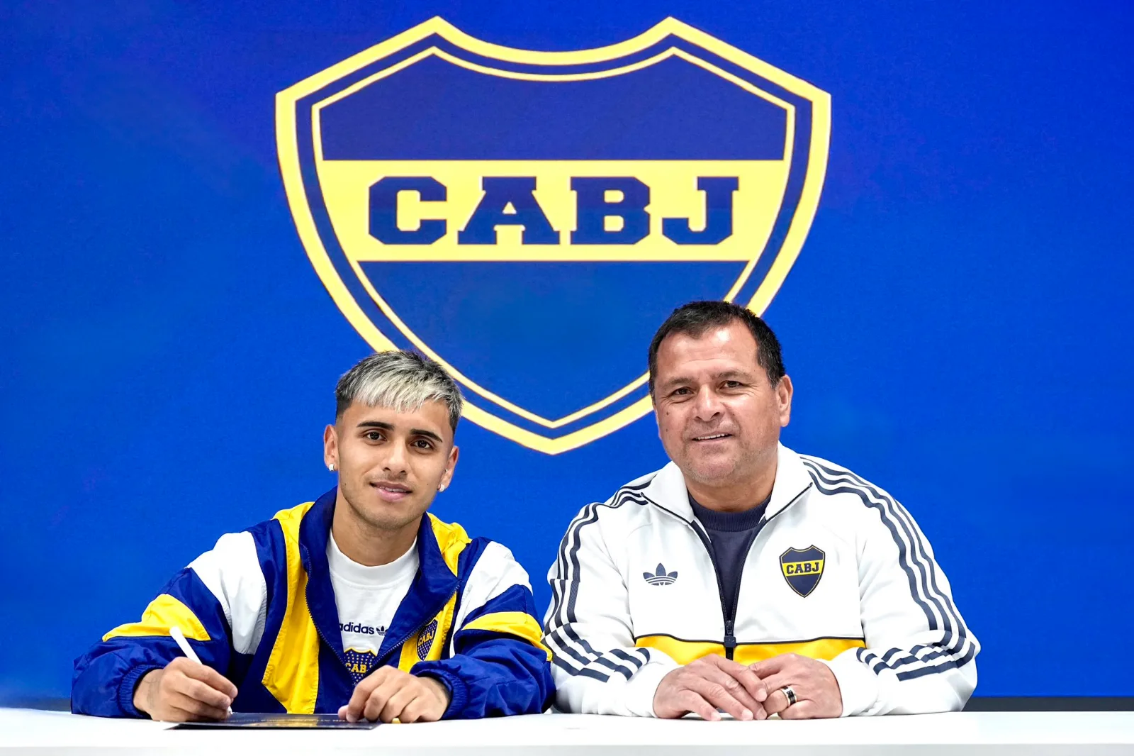 Boca renovó el contrato de Milton Delgado y mejoró sus condiciones económicas