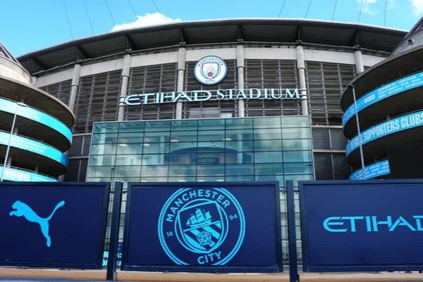 Alarmas en el Manchester City: sus dueños podrían ser obligados a vender el club