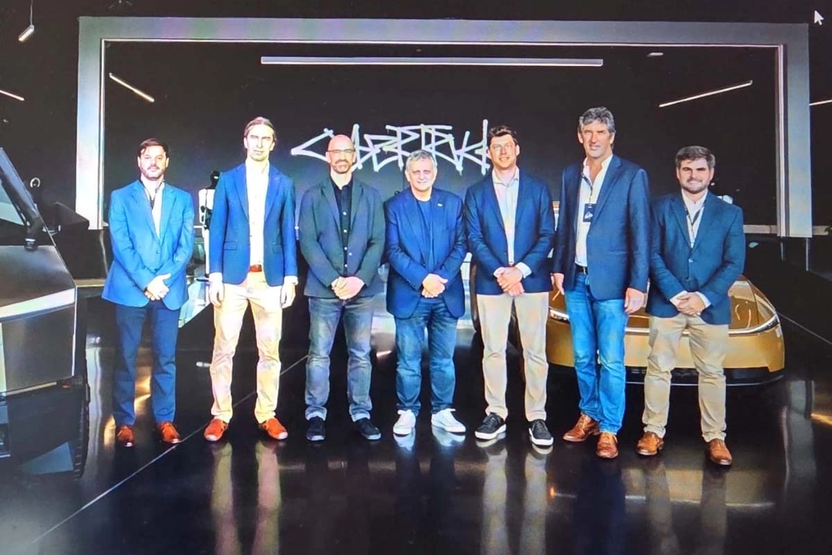 Quién financiará los cargadores de Tesla en Argentina