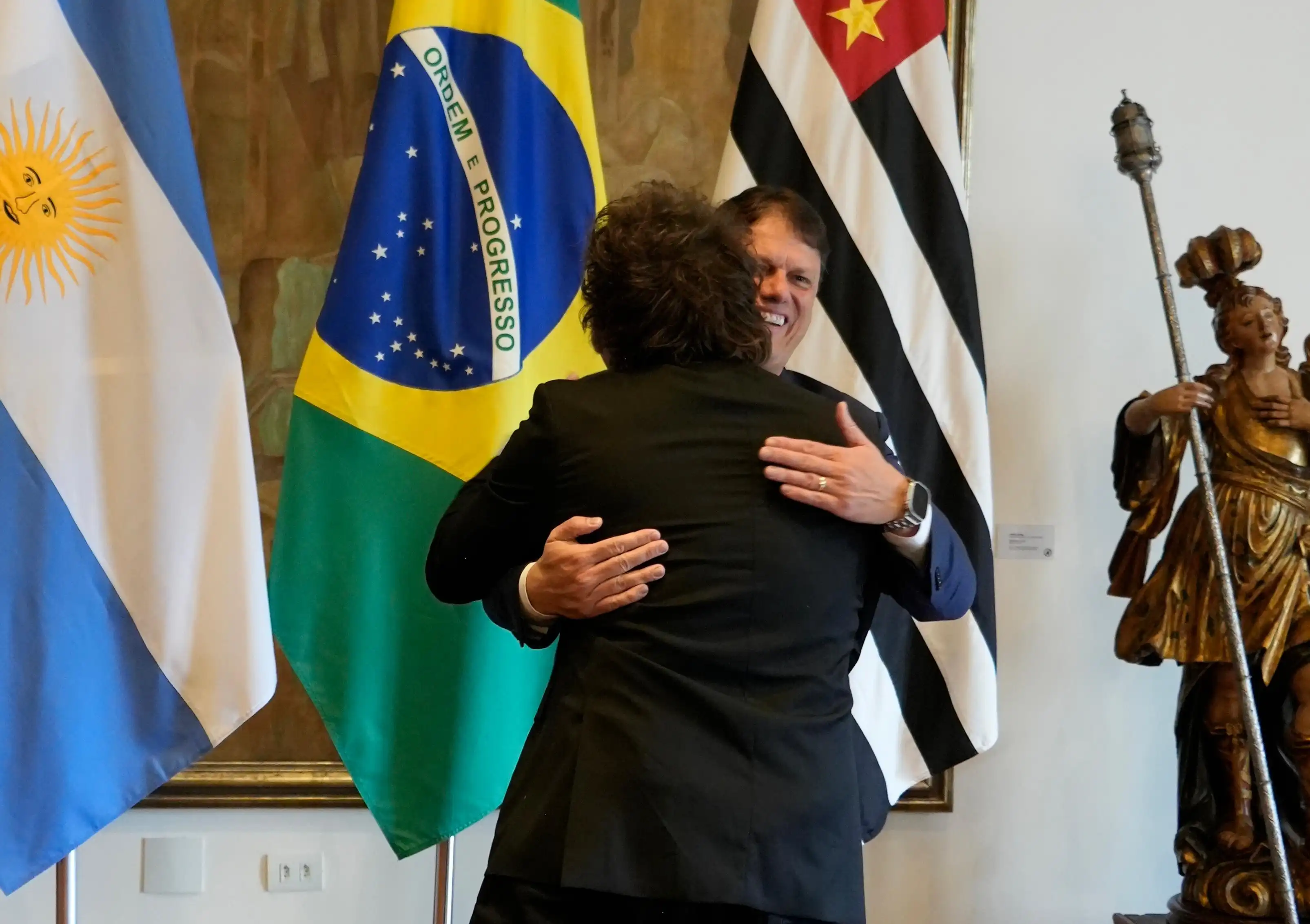 Javier Milei y Tarcísio de Freitas.