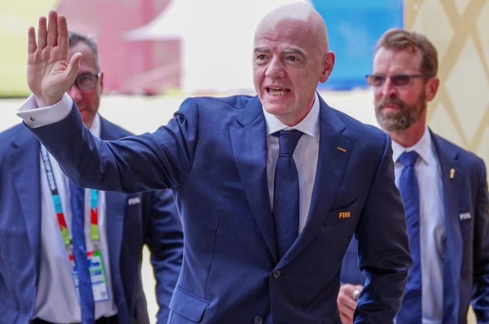 En medio del caos político, Infantino intentará ir por la reelección