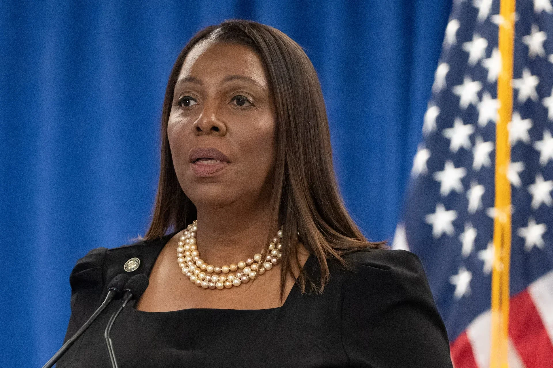 The Democrat also announced that she plans to challenge the Trump administration's decision