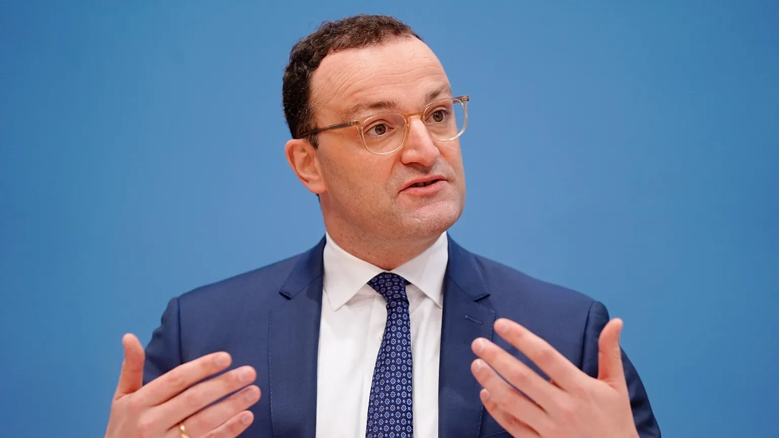 Jens Spahn's resignation from the position now held by Frei led to a major restructuring process in the German government