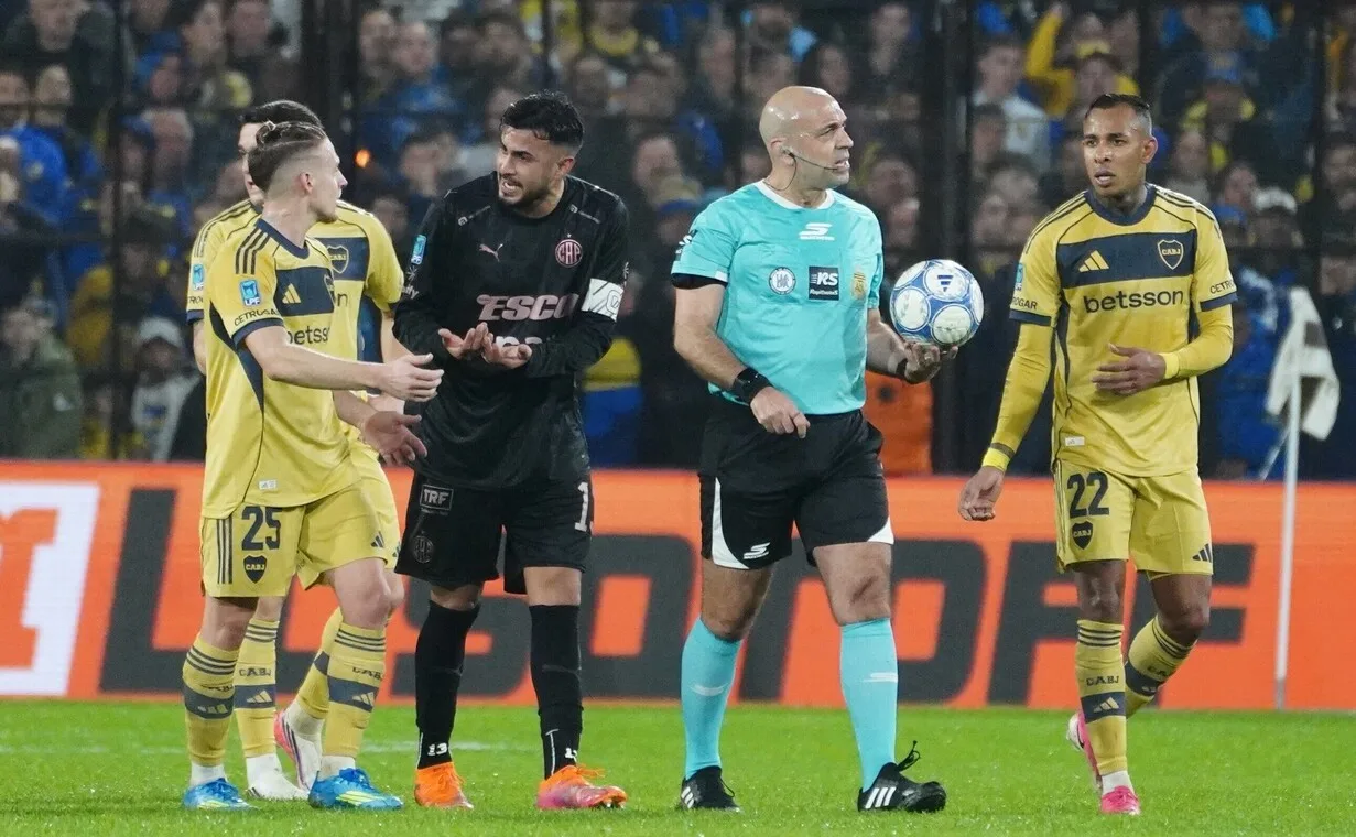 Baliño defendió la actuación del VAR por la mano de Gorosito