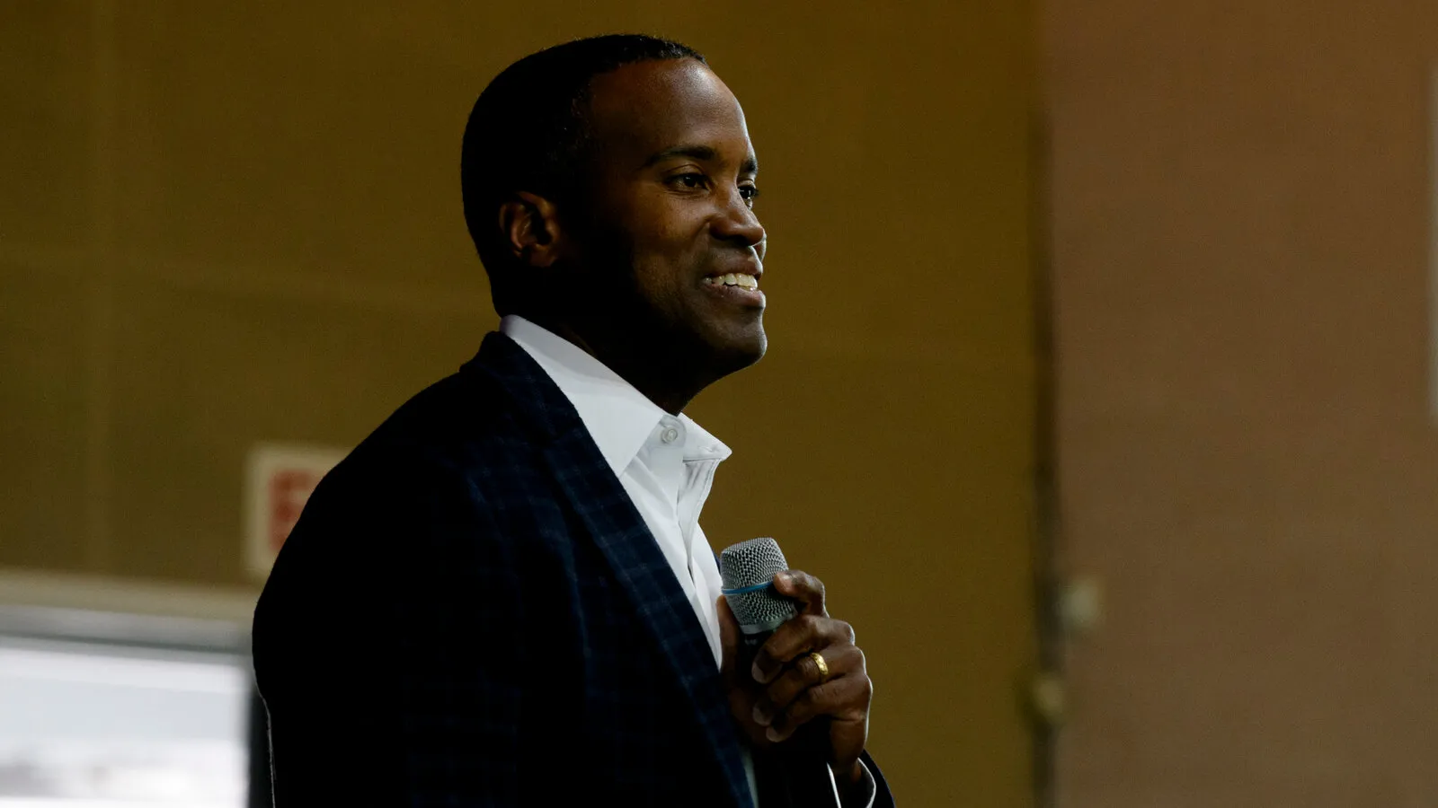 Republican lawmaker John James backed Trump's position, criticized Canada, and assured that those responsible for the fires will be punished