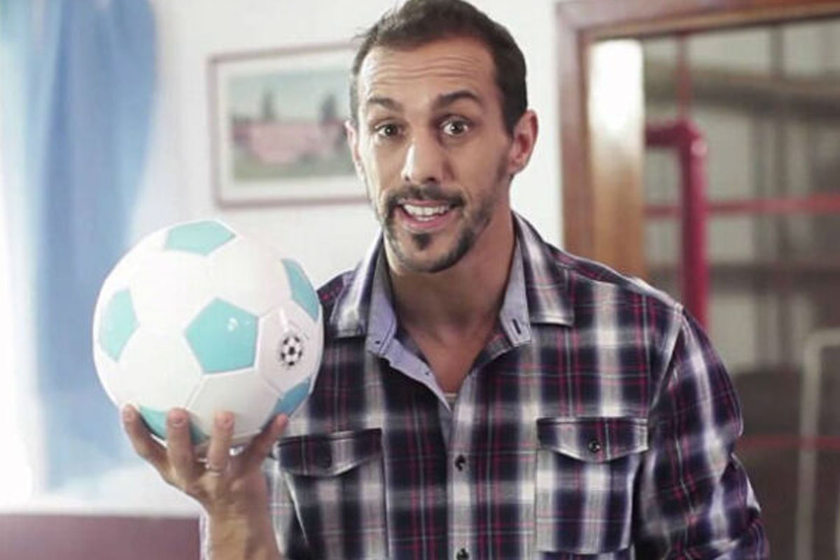 “Somos amigos, no pasa nada”, sostuvo en un primer momento