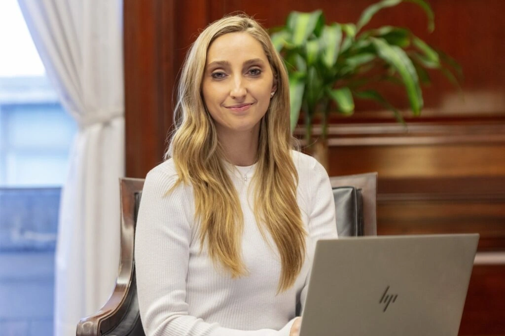 Juli Strada publicó un manual para sacar un crédito y desmintió irregularidades en el BNA